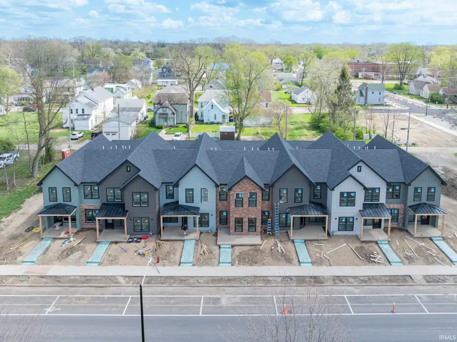 718 N Walnut Street, Muncie, IN 47305 - #2