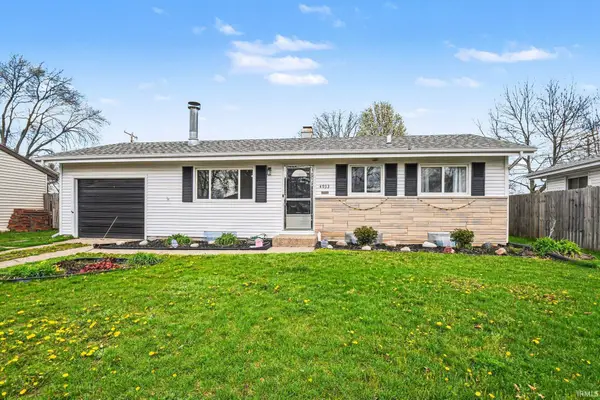 4933 Bloomfield Place, South Bend, IN 46619