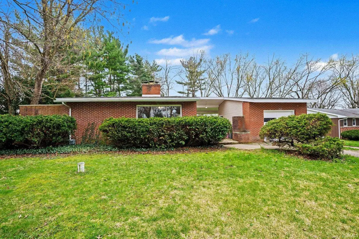 19600 Ruth Avenue, South Bend, IN 46614 - #1