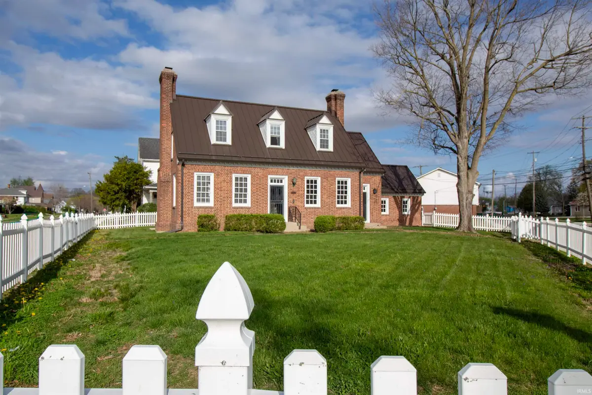 242 SE Greenville Avenue, Winchester, IN 47394 - #1