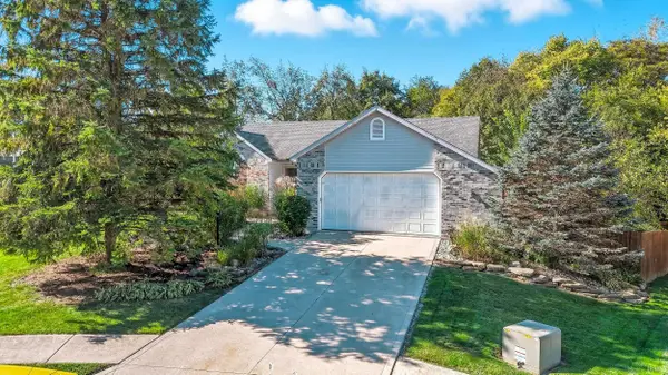 548 Frederick Crossing, Roanoke, IN 46783