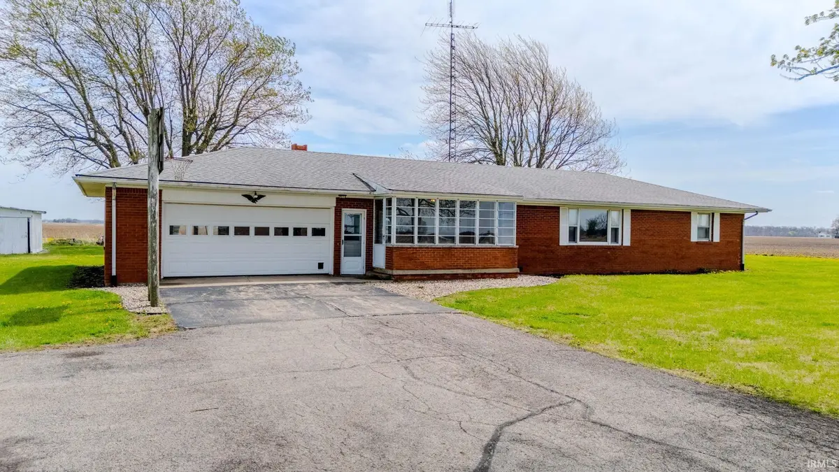 8195 S 300 W Road, Wabash, IN 46992 - #1