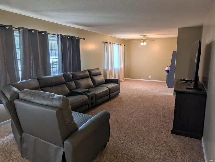 306 S Schug Street, Berne, IN 46711 - #2