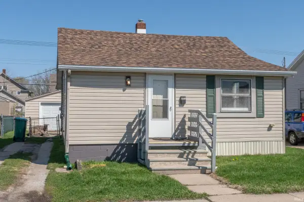 1012 W 8th Street, Mishawaka, IN 46544