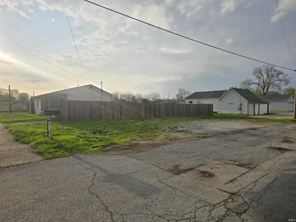 114 E Highland Avenue, Marion, IN 46952