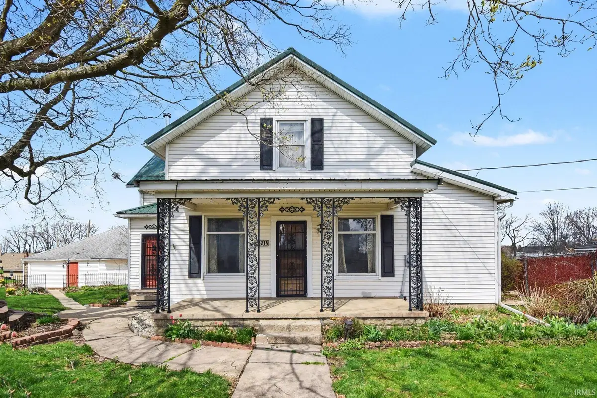 219 W Dewey Street, Bremen, IN 46506 - #1