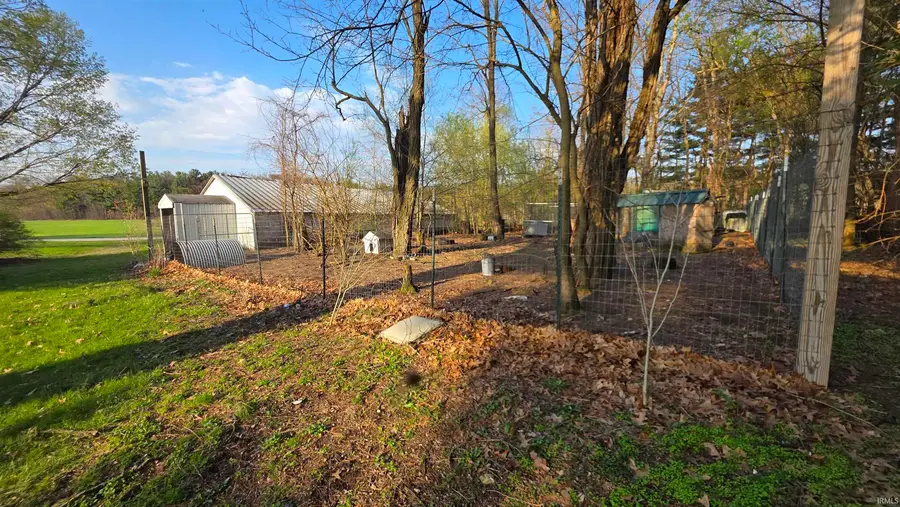 10895 E 300 N Road, Grovertown, IN 46531 - #3