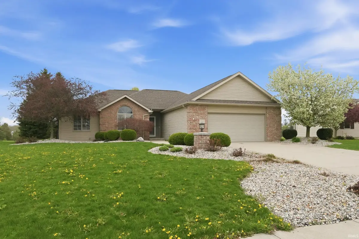 5369 Bear Creek Pass, Auburn, IN 46706 - #1