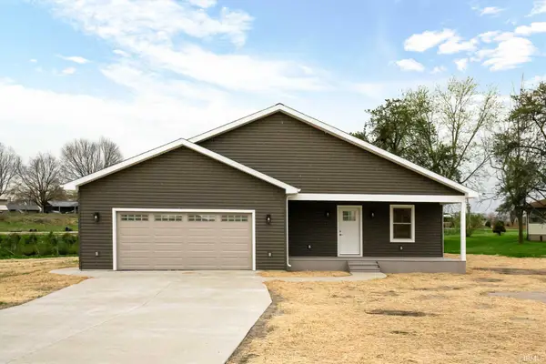 416 S Washington Street, Pierceton, IN 46562