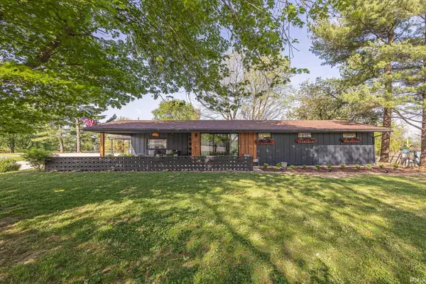 1304 N Chestnut Street, Huntingburg, IN 47542