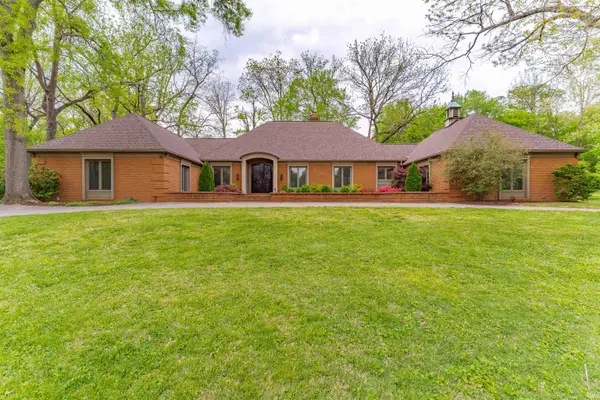 801 Wiltshire Drive, Evansville, IN 47715