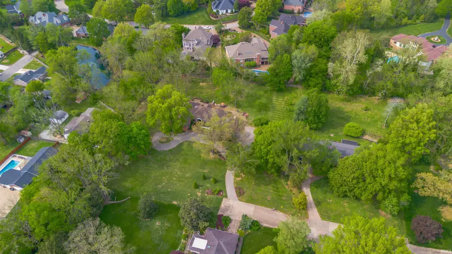 801 Wiltshire Drive, Evansville, IN 47715 - #3