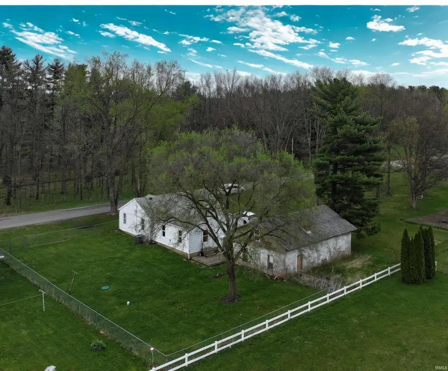 15477 W 160 N., Medaryville, IN 47957 - #3