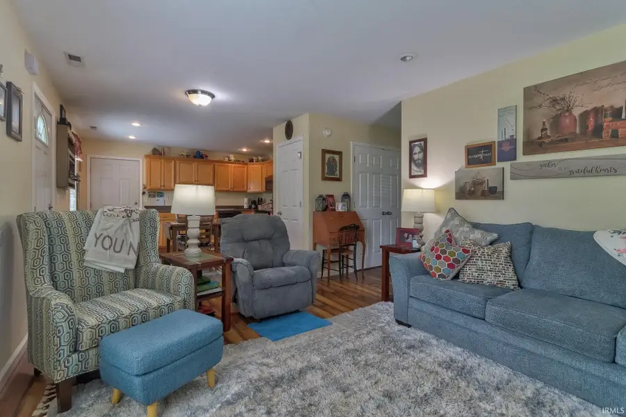 308 & 310 E Spruce Street, Petersburg, IN 47567 - #3