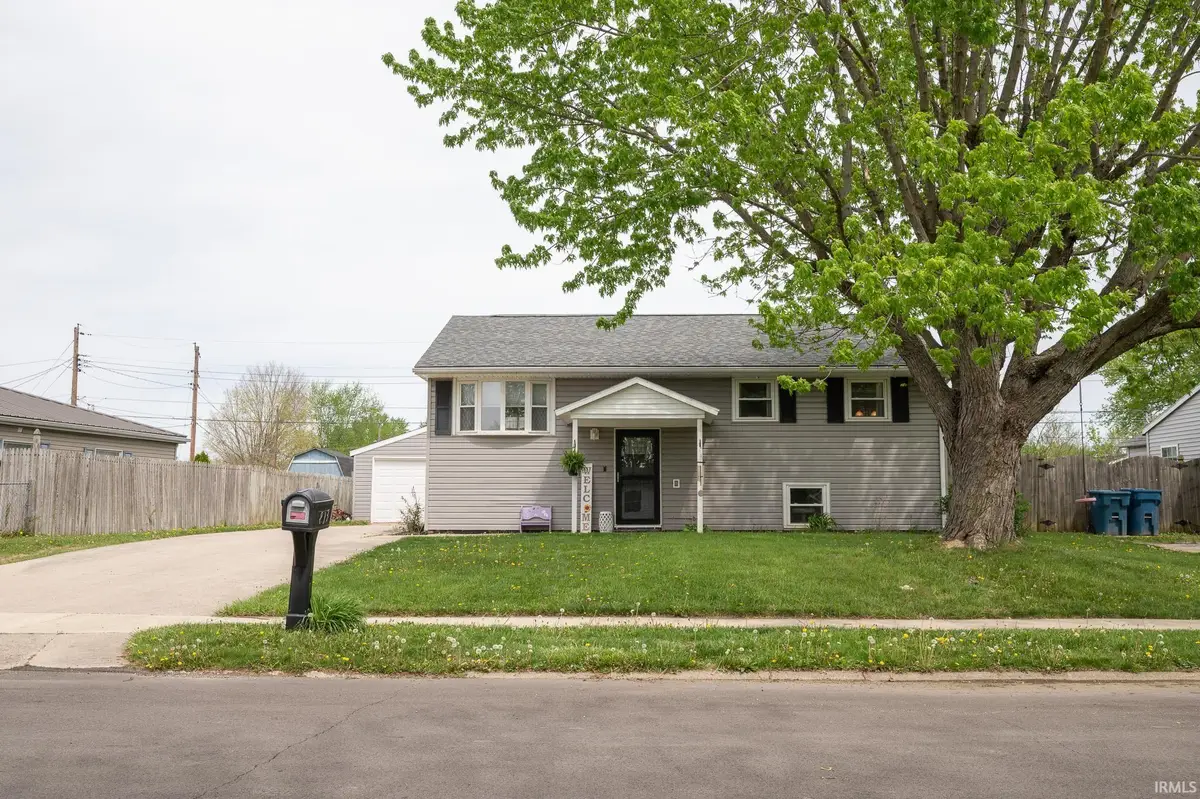 813 Eastmont Drive, Gas City, IN 46933 - #1