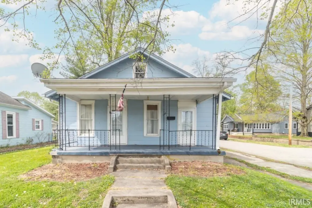 138 N Adams Street, Knightstown, IN 46148 - #1