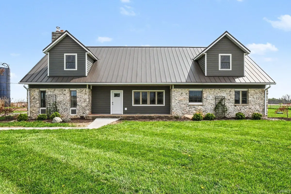 8276 S 600 W Road, Claypool, IN 46510 - #1