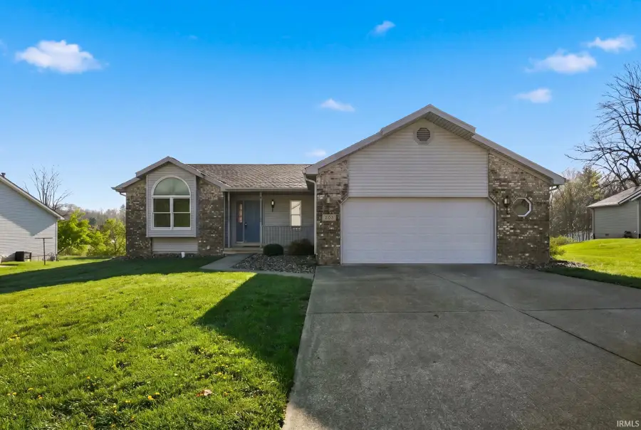 242 River Run Court, Columbia City, IN 46725 - #2