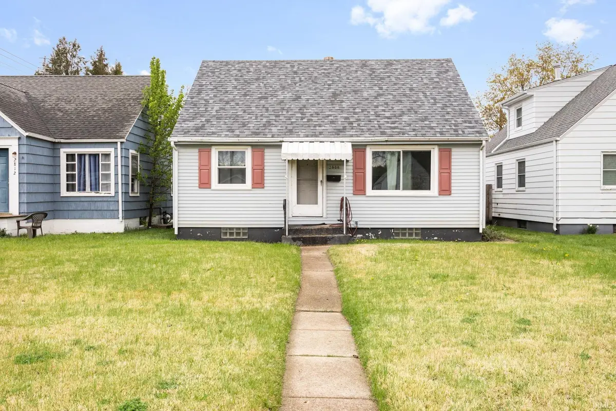 2806 Milburn Boulevard, Mishawaka, IN 46544 - #1