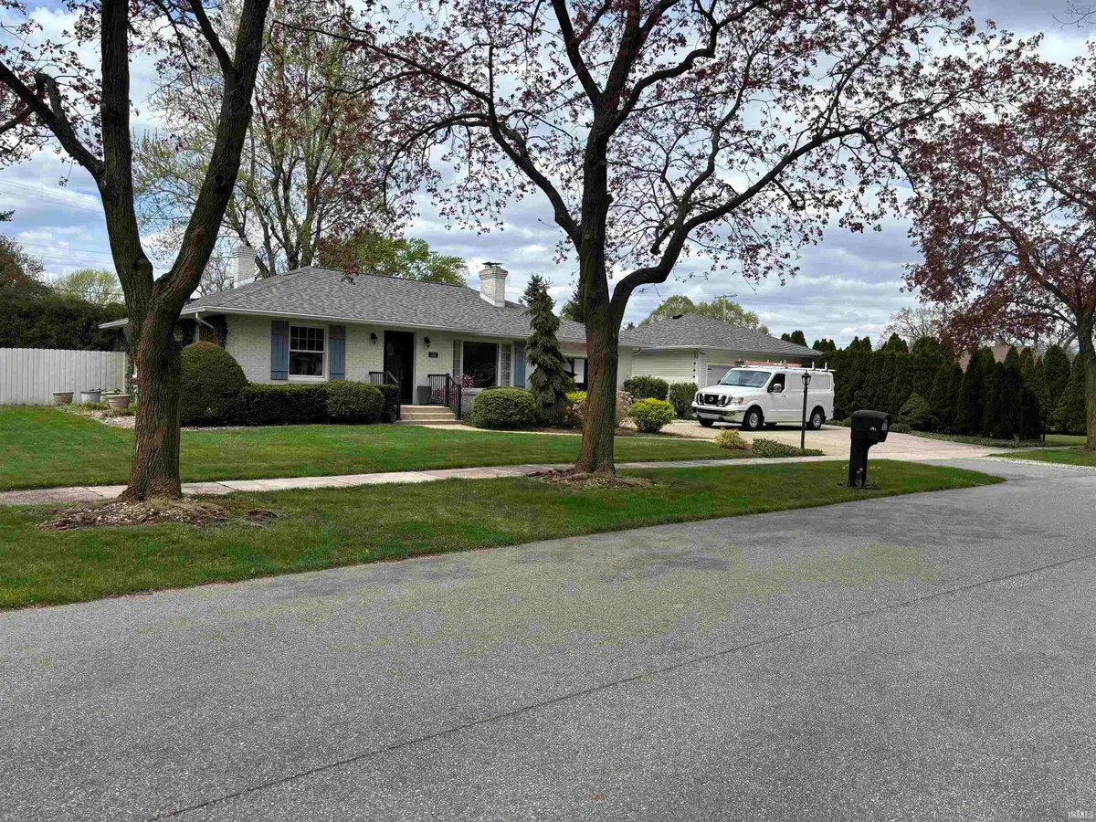 123 Superior Boulevard, Elkhart, IN 46516 - #1