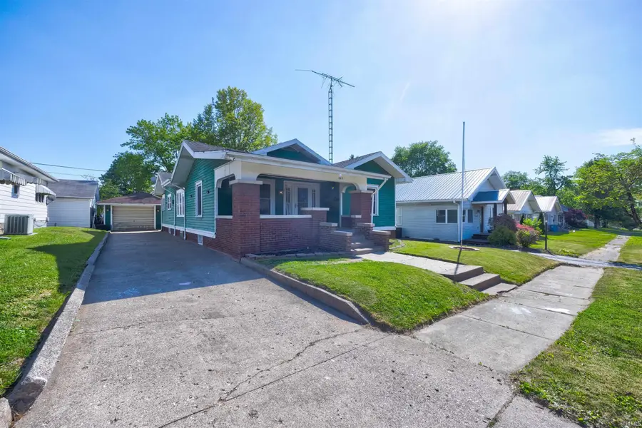 805 W 4th Street, Bicknell, IN 47512 - #2