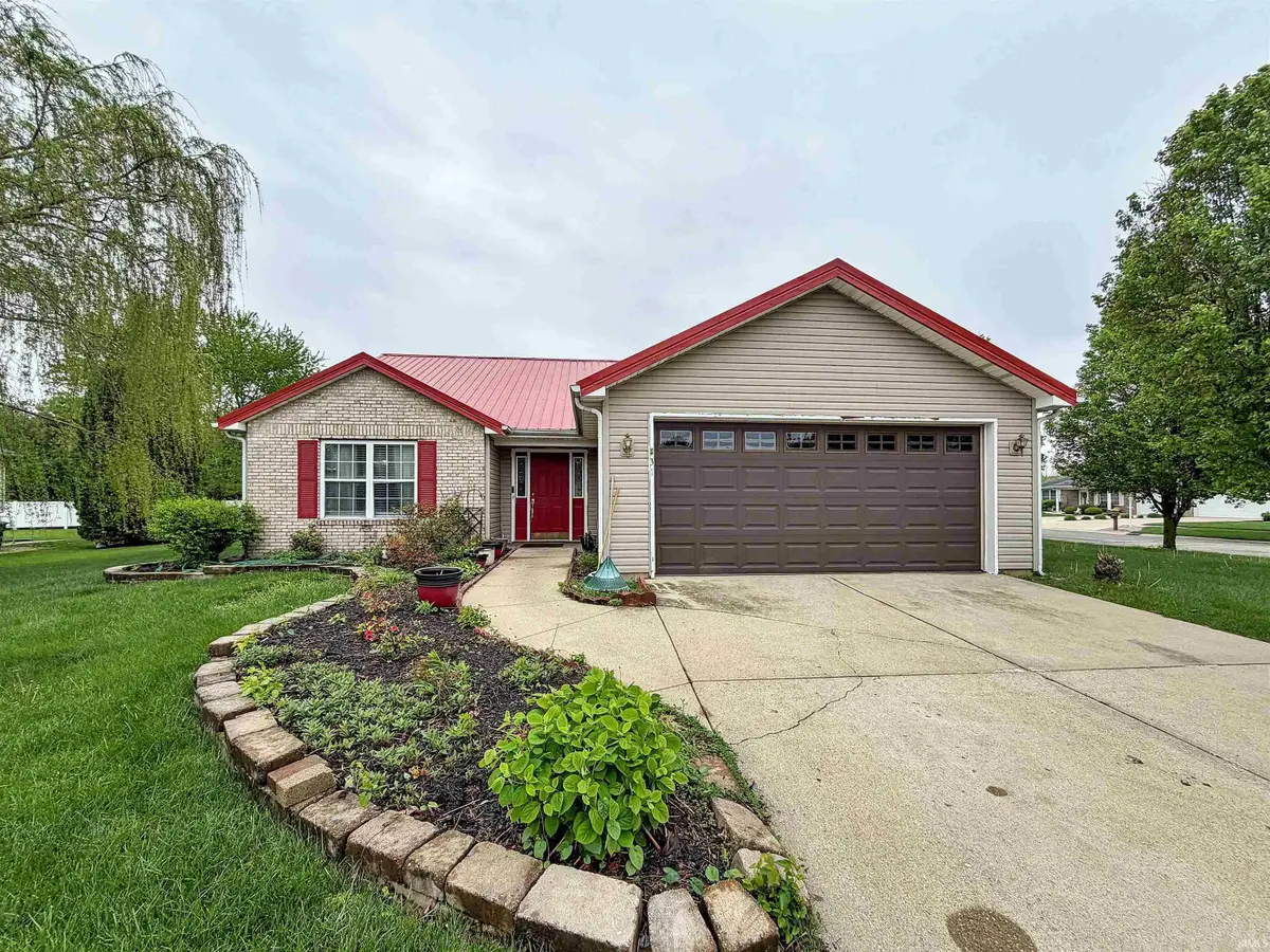 831 Ash Circle, Frankfort, IN 46041 - #1