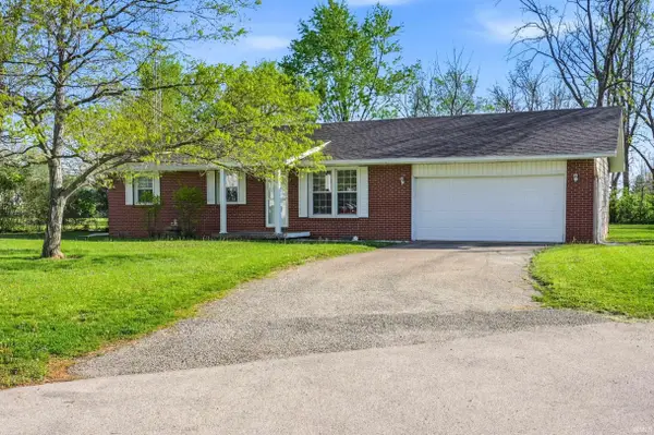 405 E Church Street, Farmland, IN 47340