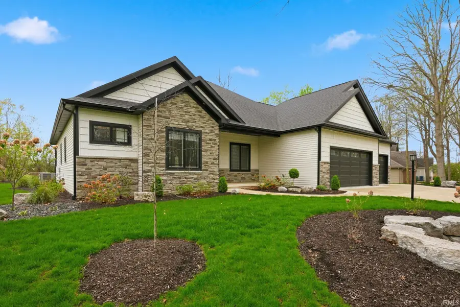 214 Oak Forest Drive, Bluffton, IN 46714 - #2