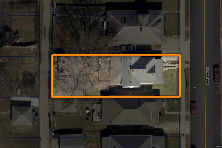 1815 & 1815 1/2 Fletcher Street, Anderson, IN 46016 - #2