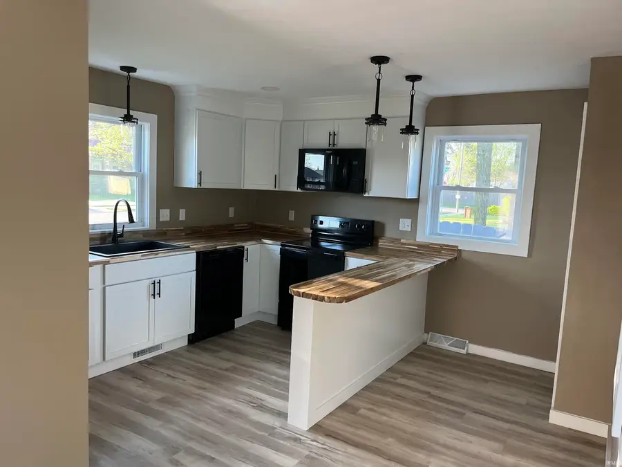 1413 N Wellington Street, South Bend, IN 46628 - #3