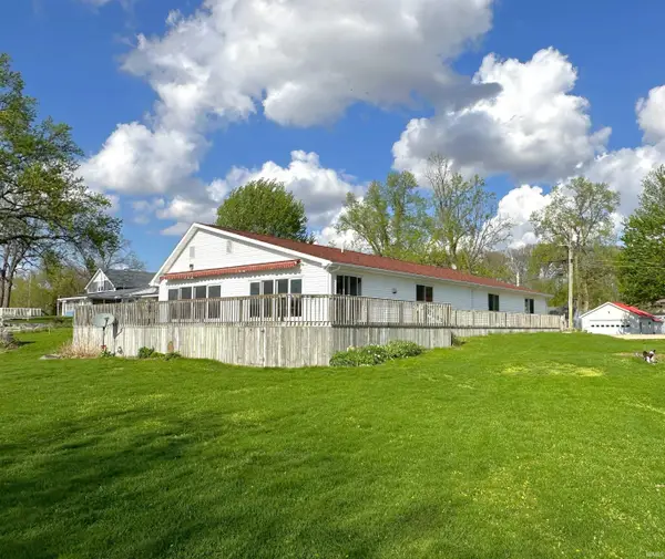 10592 N C & C Beach Drive, Monticello, IN 47960