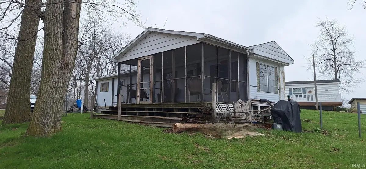 4112 S Lakeshore Drive, Mentone, IN 46539 - #1