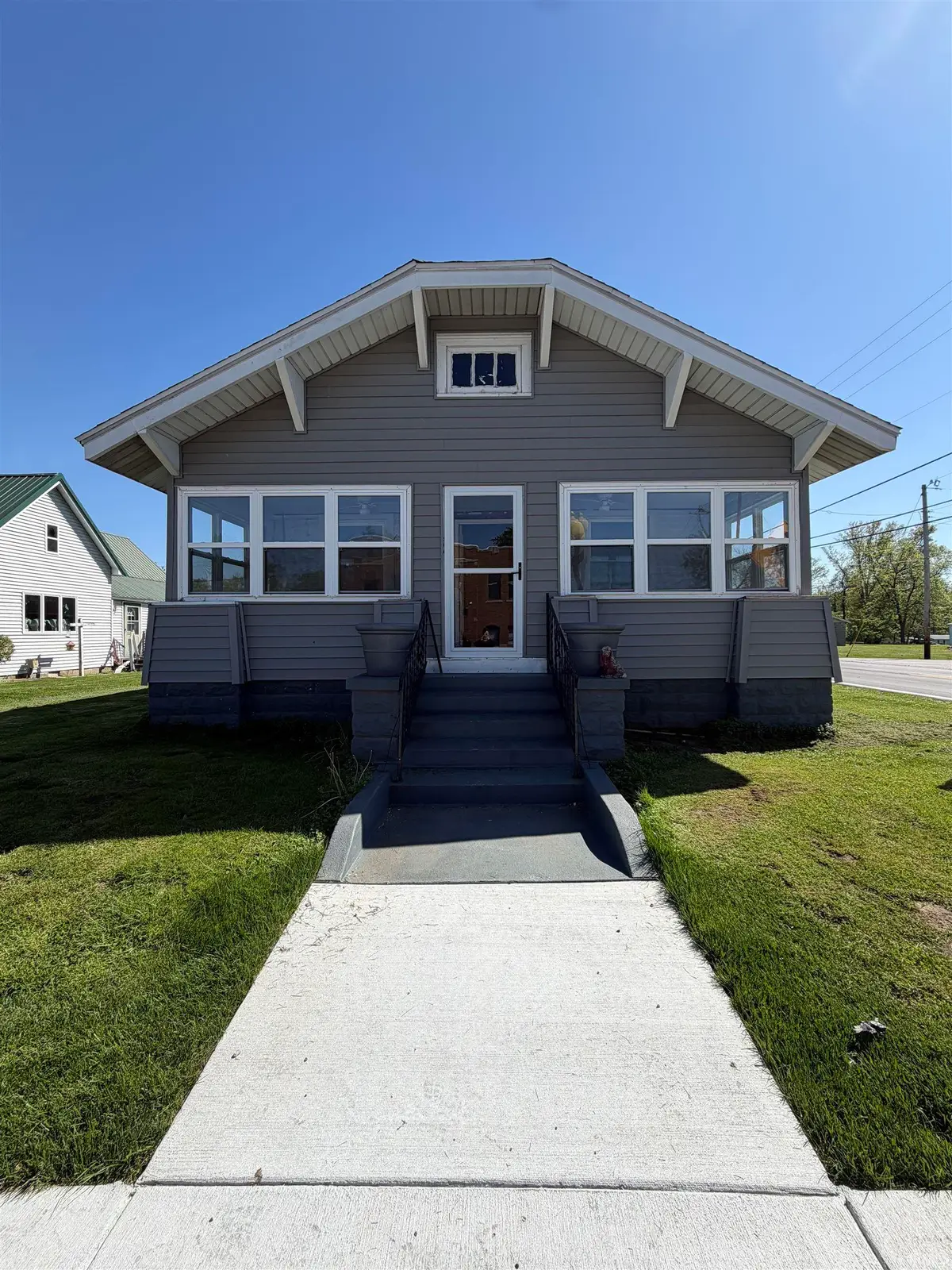 8006 E Main Street, Dugger, IN 47848 - #1