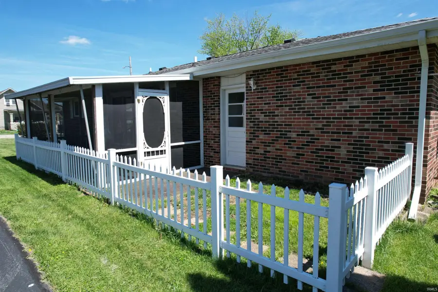 302 S 2nd Street, Monticello, IN 47960 - #3