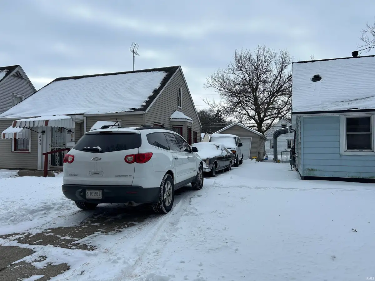 826 Baxter Street, Fort Wayne, IN 46806 - #1