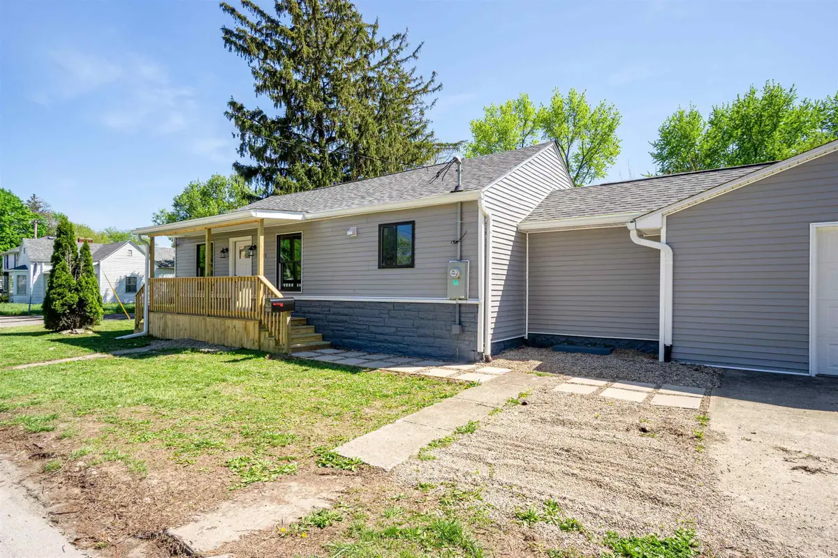 501 W 38th Street, Marion, IN 46953 - #1