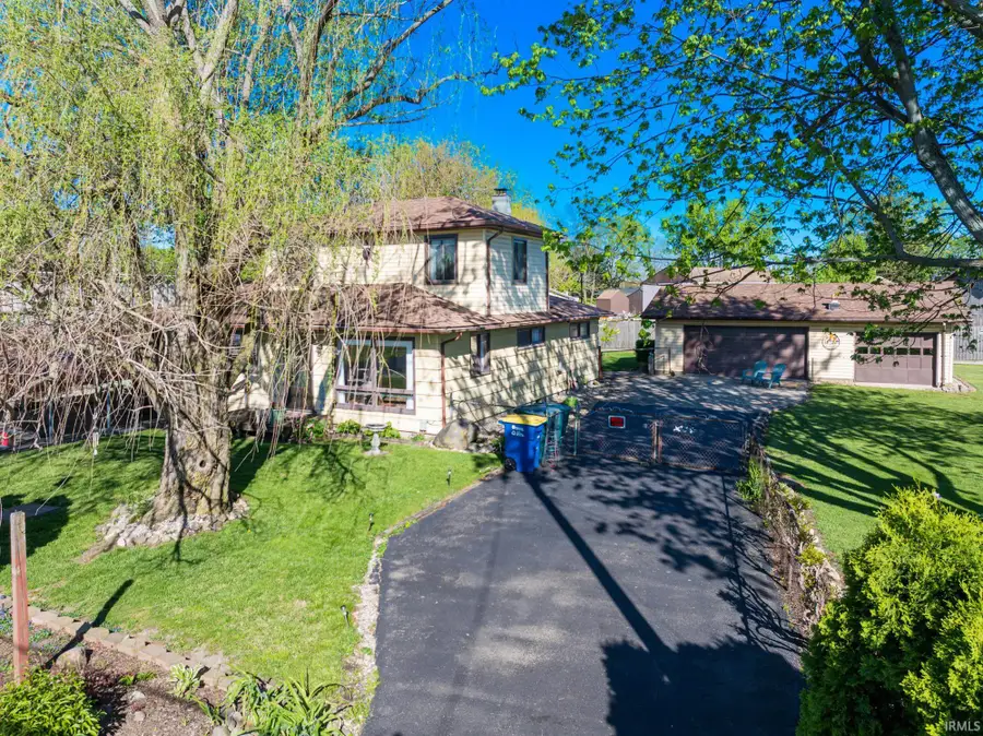 3317 S Hoyt Avenue, Muncie, IN 47302 - #3