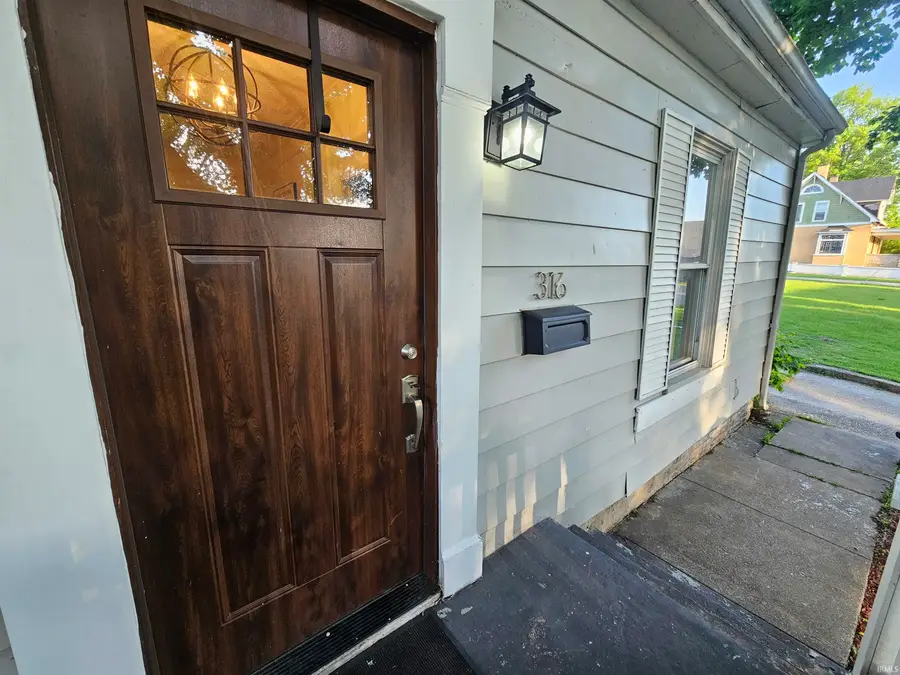 316 N Gibson Street, Princeton, IN 47670 - #2