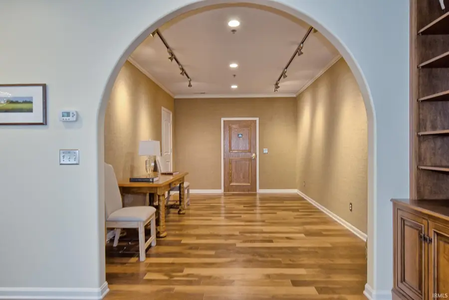 101 SE Third Street #3E, Evansville, IN 47708 - #2