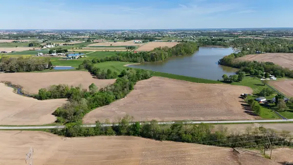 By 100 N & 800 E Road, Montgomery, IN 47558