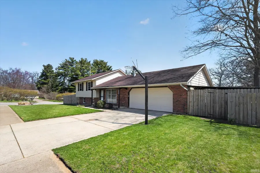 4024 Glenview Drive, South Bend, IN 46628 - #3