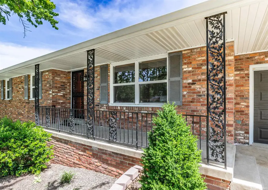 5813 Twickingham Drive, Evansville, IN 47711 - #2