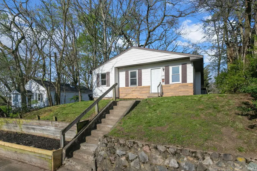 1225 S 27th Street, South Bend, IN 46615 - #2