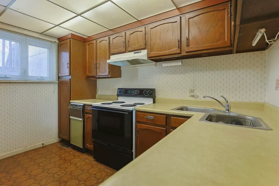 18133 Stoneridge Street #C, South Bend, IN 46637 - #3