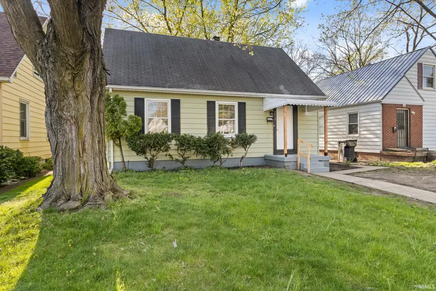 1419 Johnson Street, South Bend, IN 46628 - #3