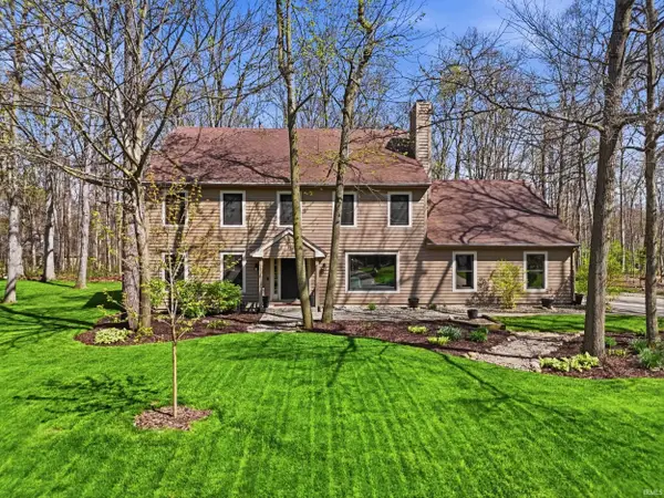 10816 Country Wood Trail, Fort Wayne, IN 46845
