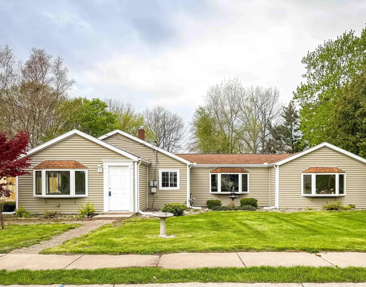 1719 Maplehurst Avenue, Mishawaka, IN 46545 - #1