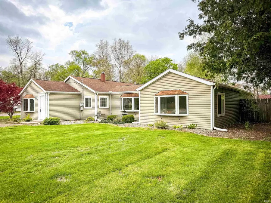 1719 Maplehurst Avenue, Mishawaka, IN 46545 - #2