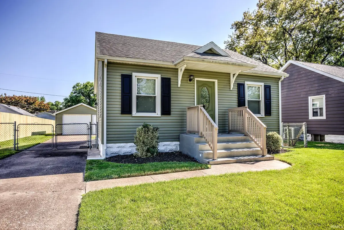 2037 E Virginia Street, Evansville, IN 47711 - #1