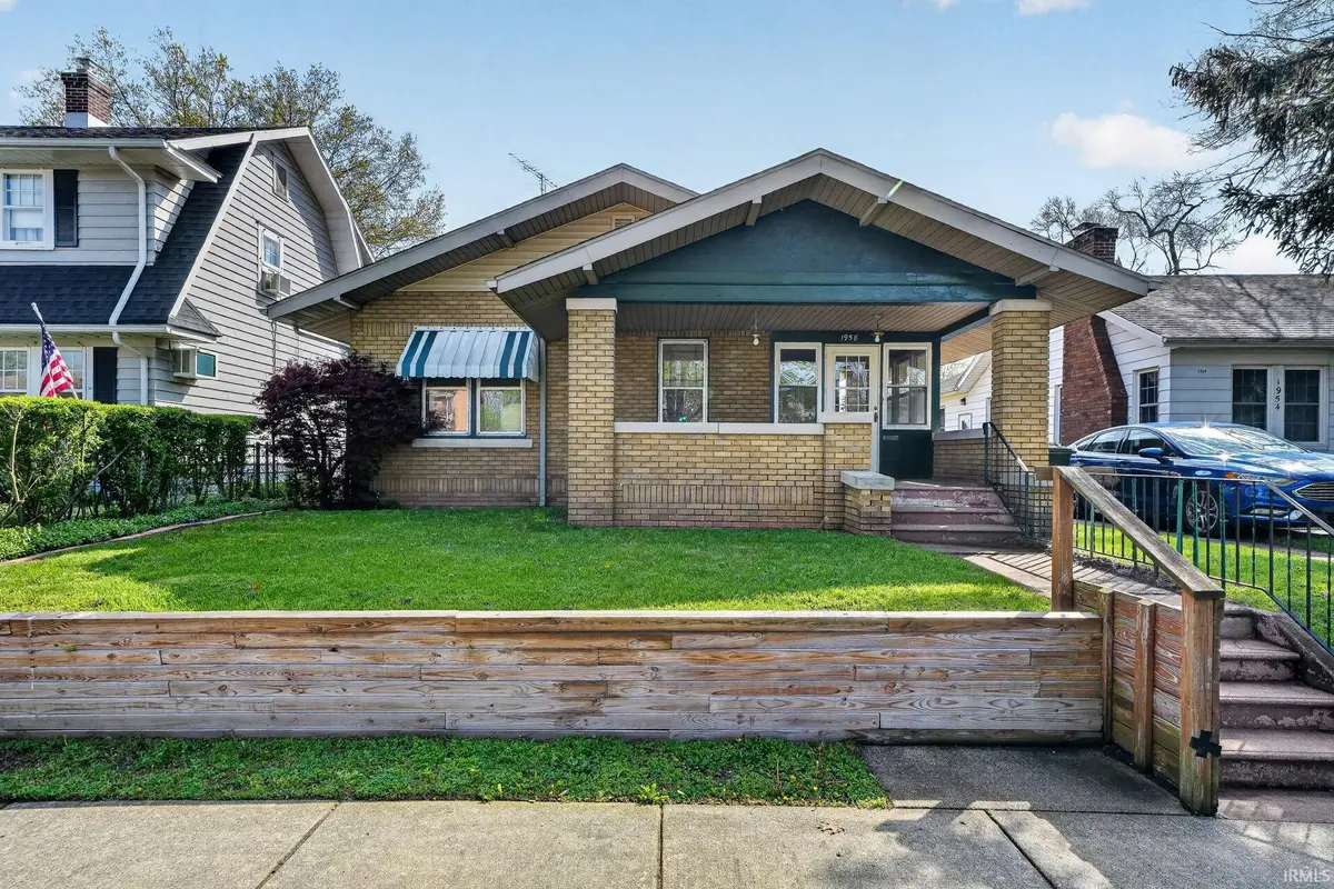 1958 Beverly Place, South Bend, IN 46616 - #1